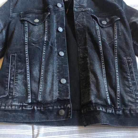 Jean jacket with hoodie - Picture 2 of 2